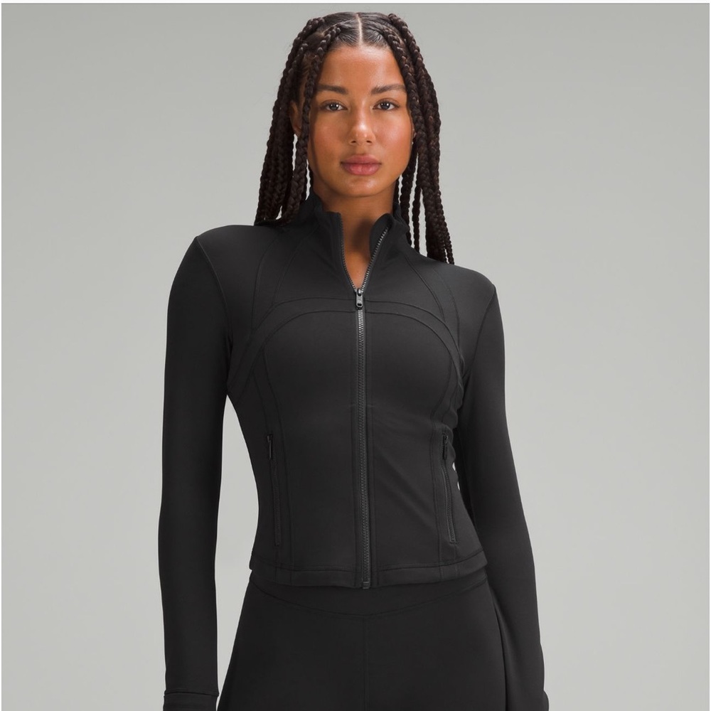 Lululemon Define cropped jacket Nulu fabric sz 2 new!